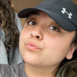 Meet your Posher, Angelina